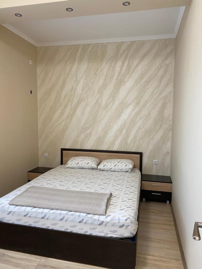 Guest House Costa 1 Kariani Exterior photo